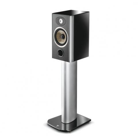 Focal-aria-900